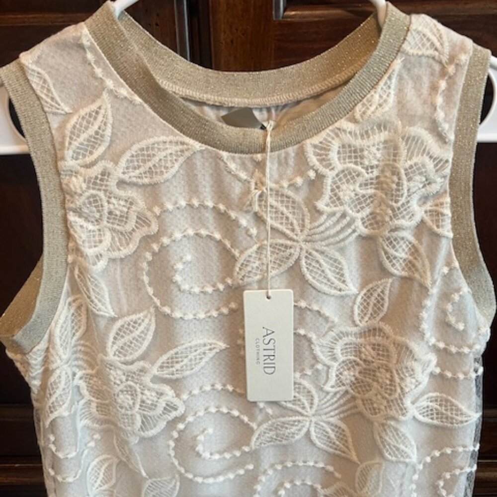 Astrid Textured Shell Top - Size Small